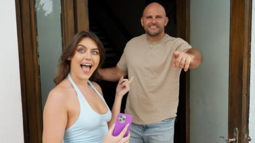 College Woman Goes To Audition – Selina Bentz