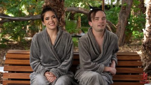 Woof – Victoria Voxxx