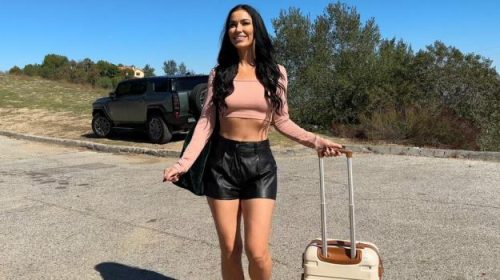 Venus Valencia Meets Her New Roommate, Porn Dude